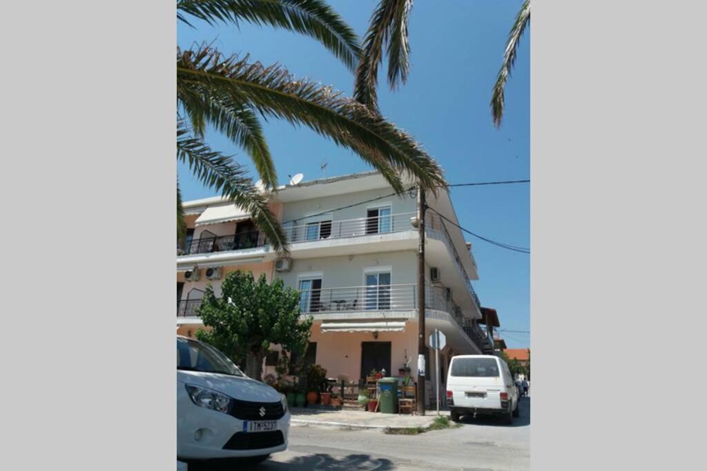 Zefis Appartment Урануполи Екстериор снимка
